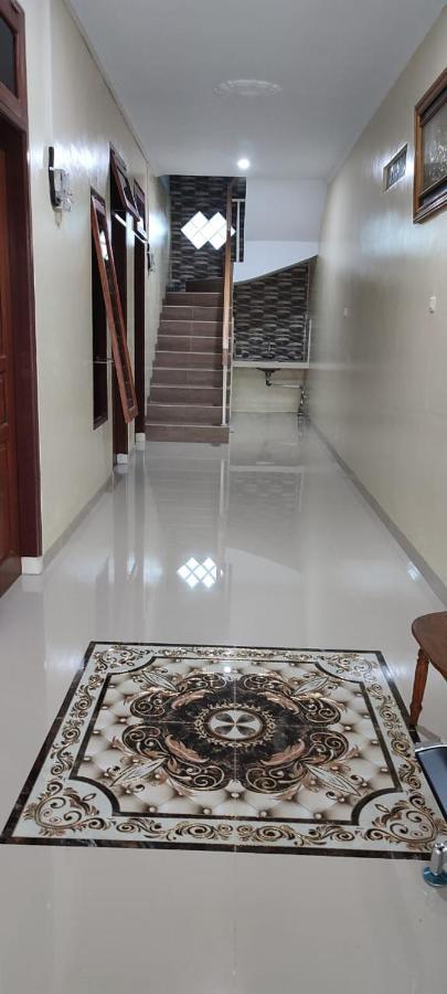 M1 Residence Manado Exterior photo